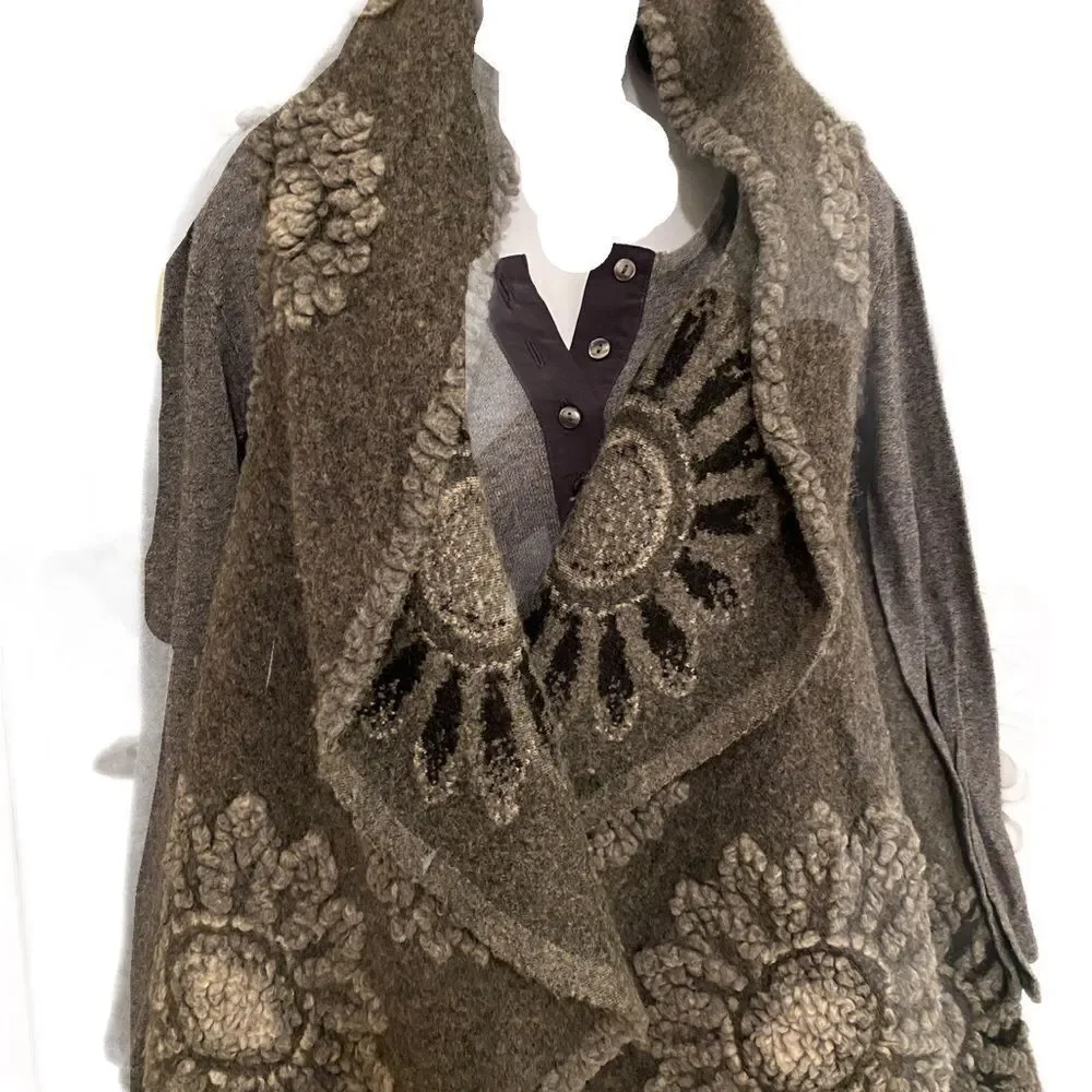 Fleur  de Lis Wrap Swester Vest -S gray /gray embroidered, wool blend